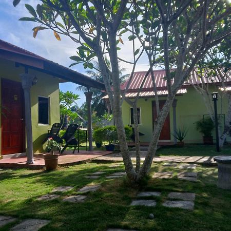 Motel Aurora Damai Pantai Cenang  Exterior foto