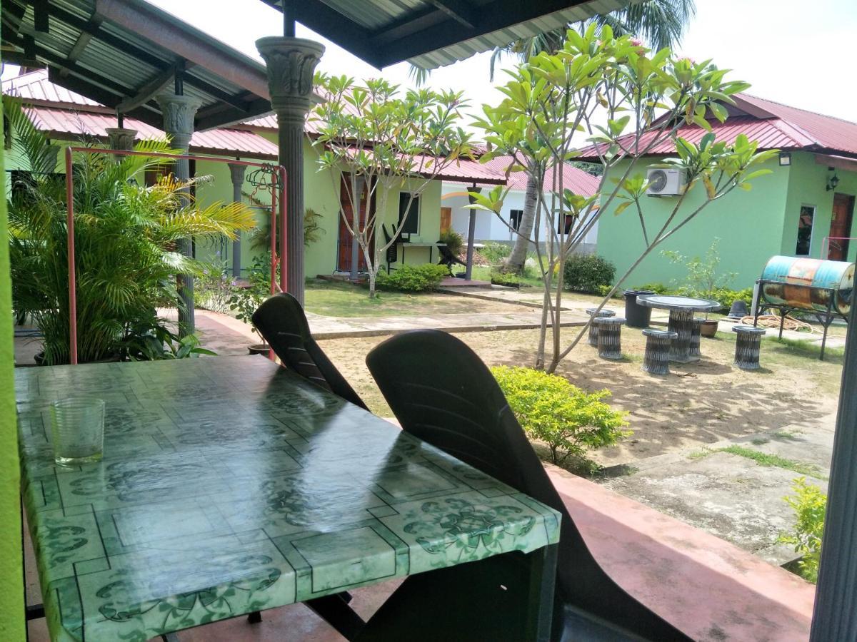 Motel Aurora Damai Pantai Cenang  Exterior foto
