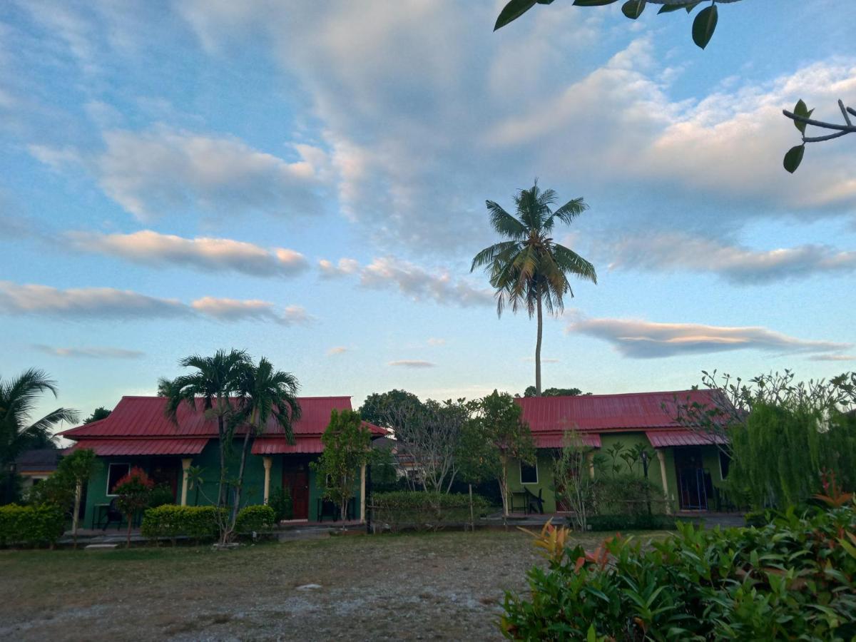 Motel Aurora Damai Pantai Cenang  Exterior foto